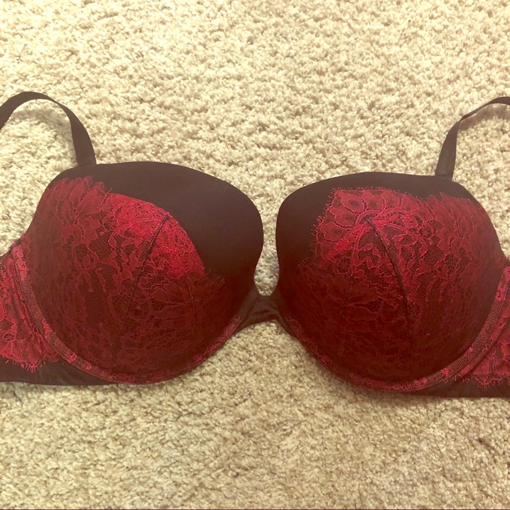 Victoria’s Secret bra
